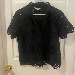 Adiva Black Eyelet Short-Sleeve Button Front Blouse